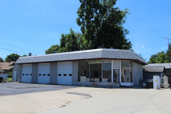 521 N 19th St, Mattoon, IL 61938